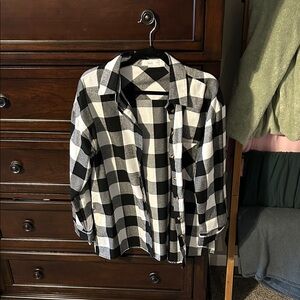 Talulah- Black and White Plaid Button-Up Shirt- size Medium